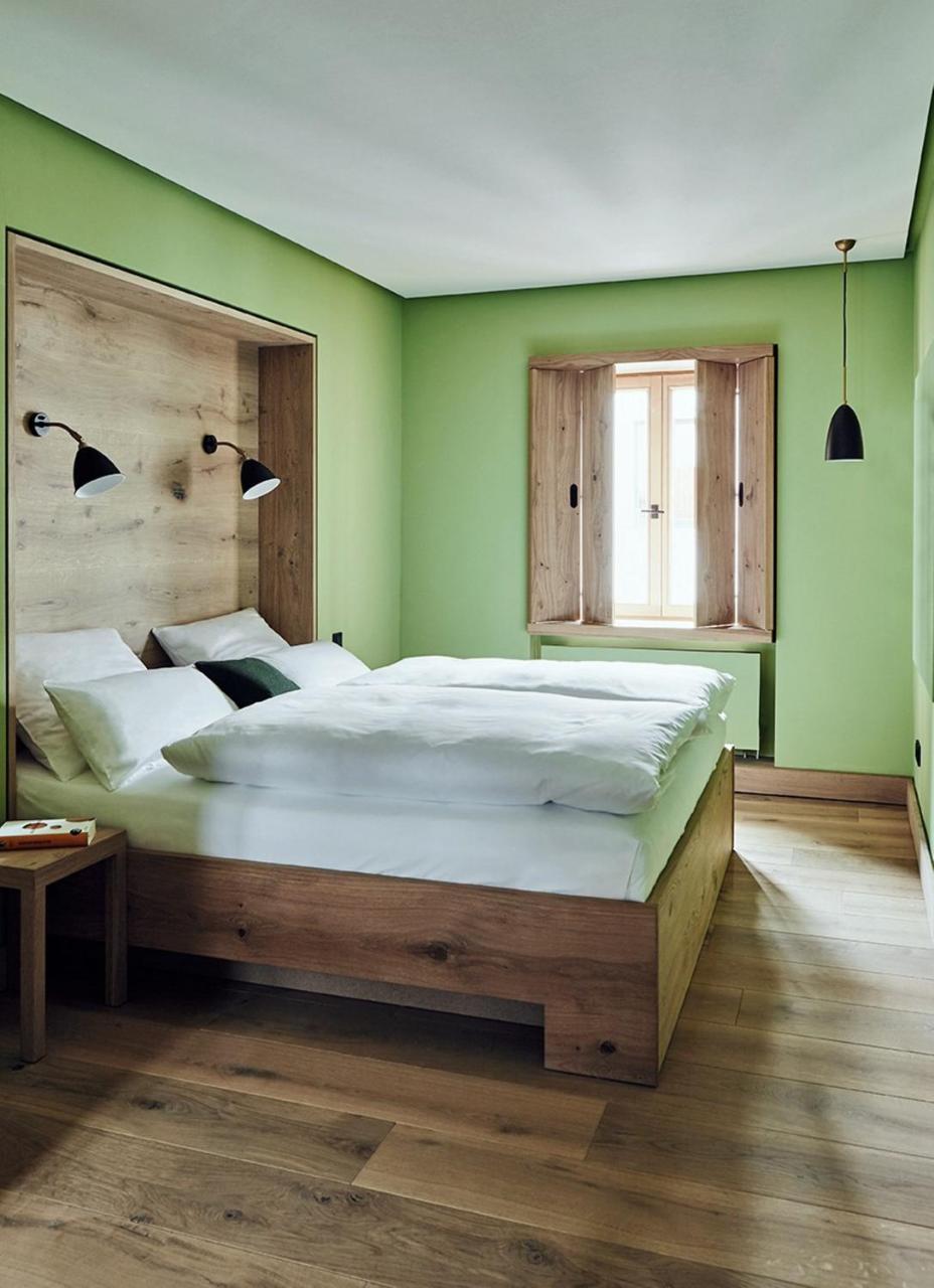 Classic Double Room,1628647711:JPEG